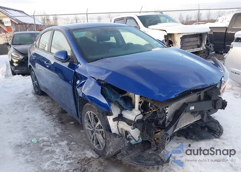 2024 Kia Forte Lxs z USA, uszkodzony, nr VIN 3KPF24AD4RE700394